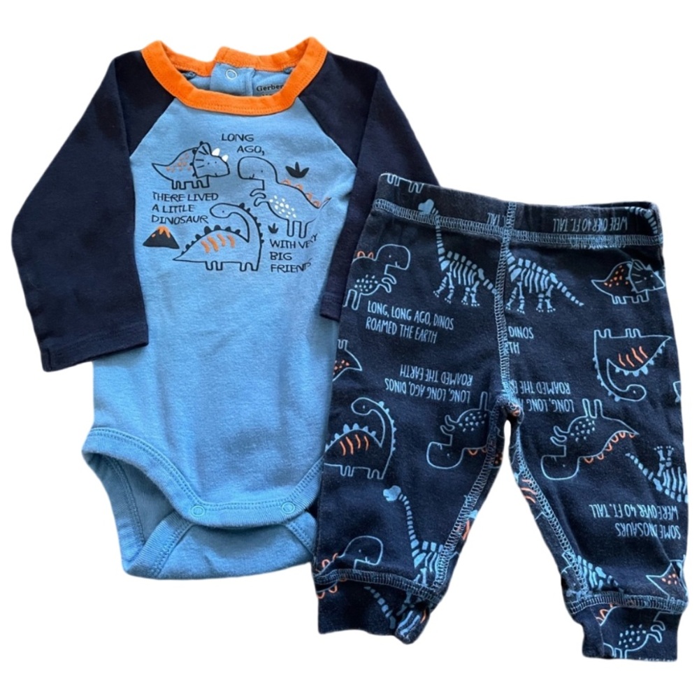 0-3M Dinosaur outfit